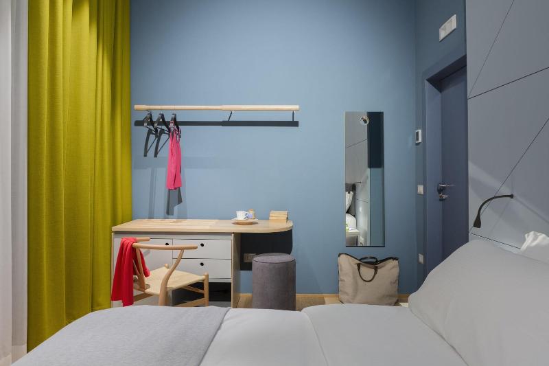The Radical Hotel - Oda