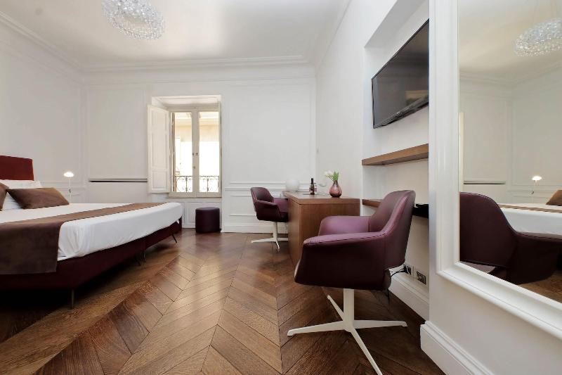 Youroom Carrozze - Oda