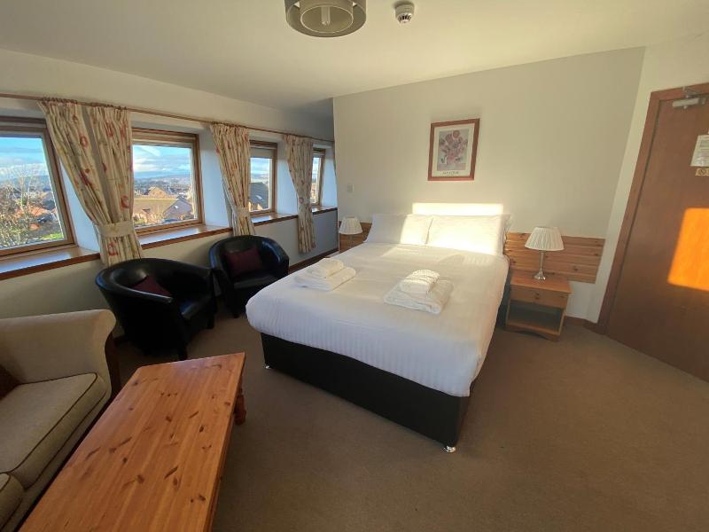 Smithton Hotel - Genel