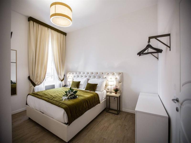 Chic&Town Luxury Rooms Piazza del Popolo 1 - Oda