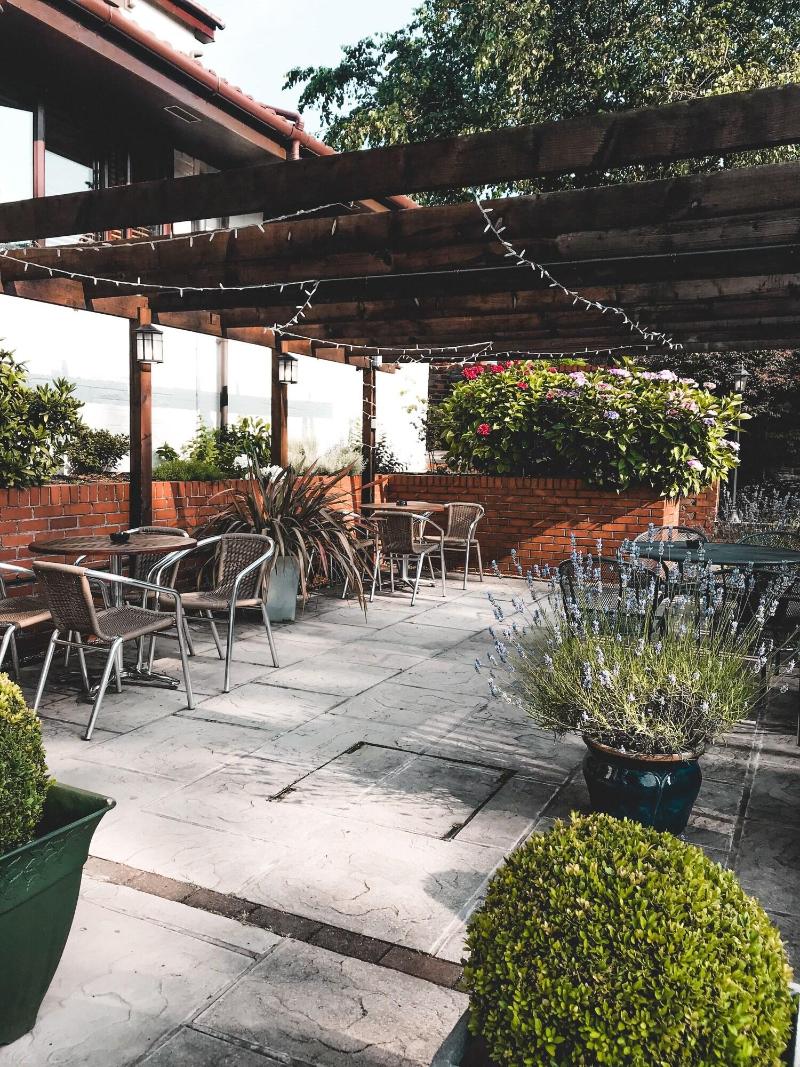 The Wycliffe Hotel - Teras