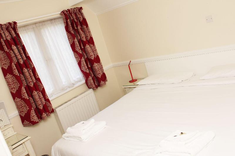 Gidea Park Hotel - Oda