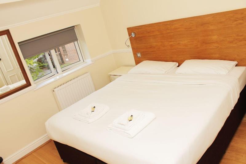 Gidea Park Hotel - Oda
