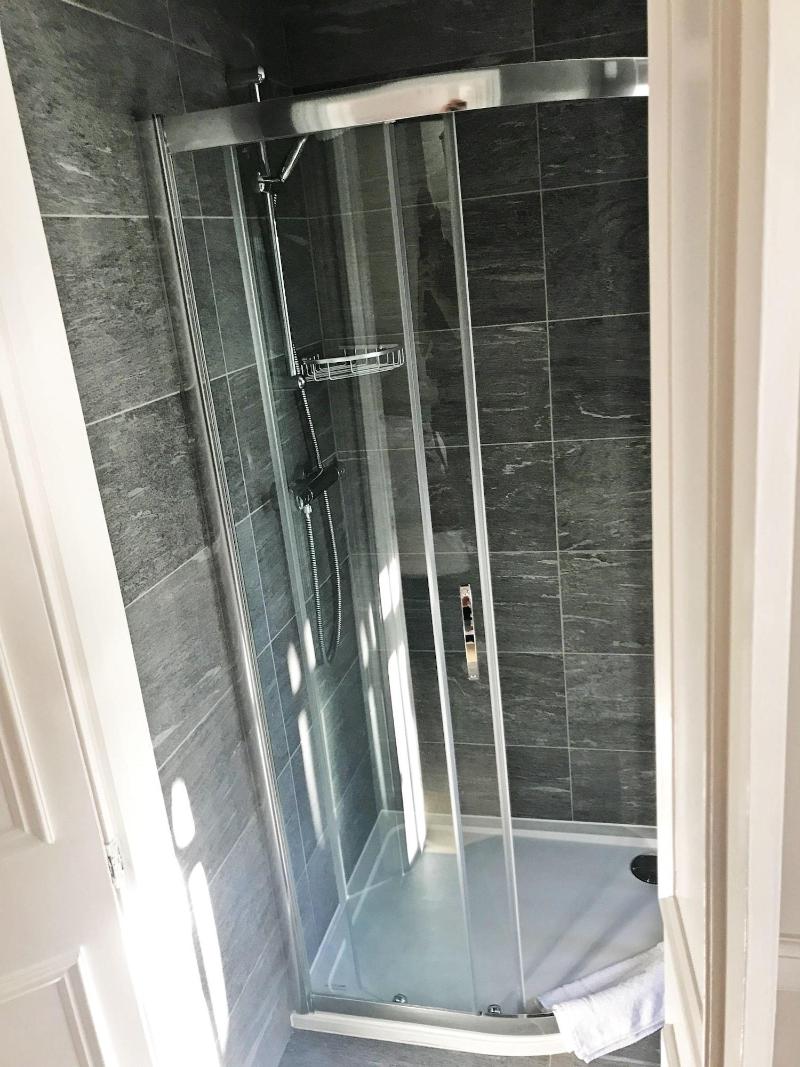 Gidea Park Hotel - Oda