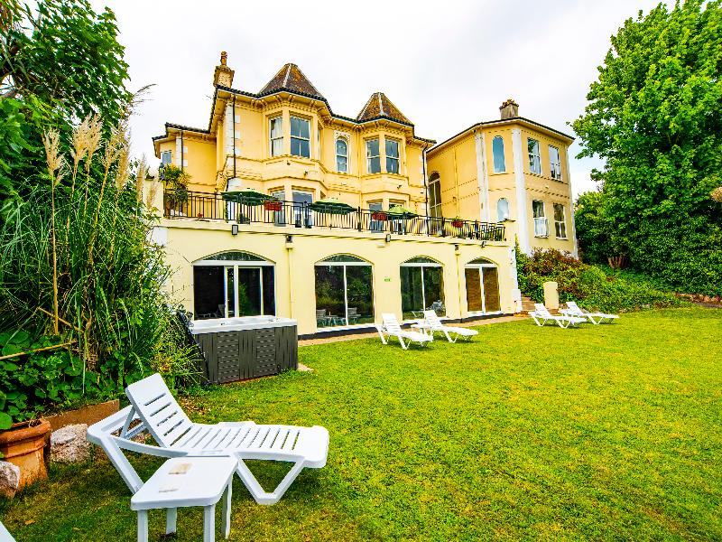 Crofton House Hotel - SELF CHECK IN - Genel