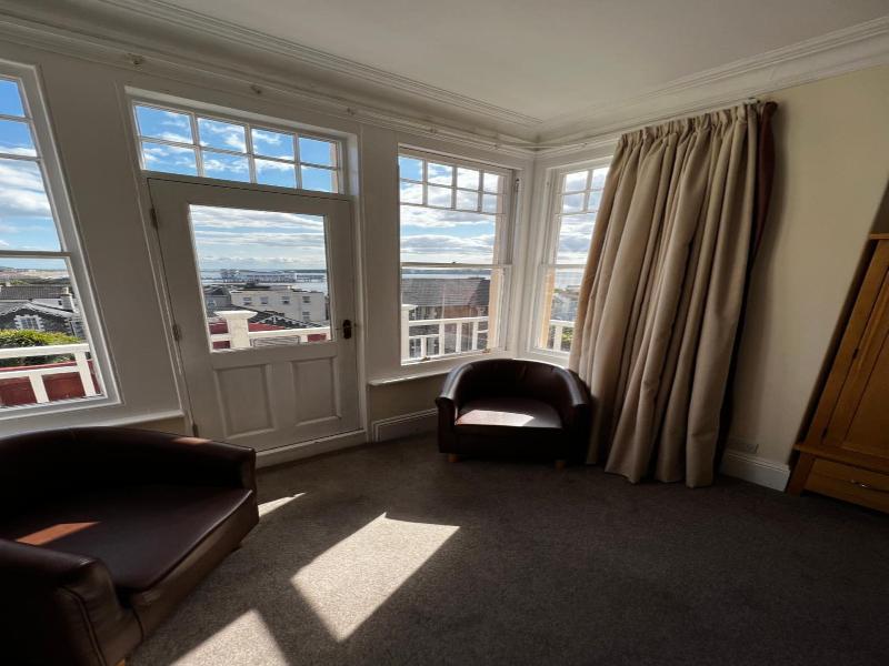 Queenswood Hotel - Genel