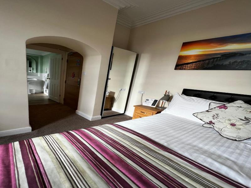 Queenswood Hotel - Genel