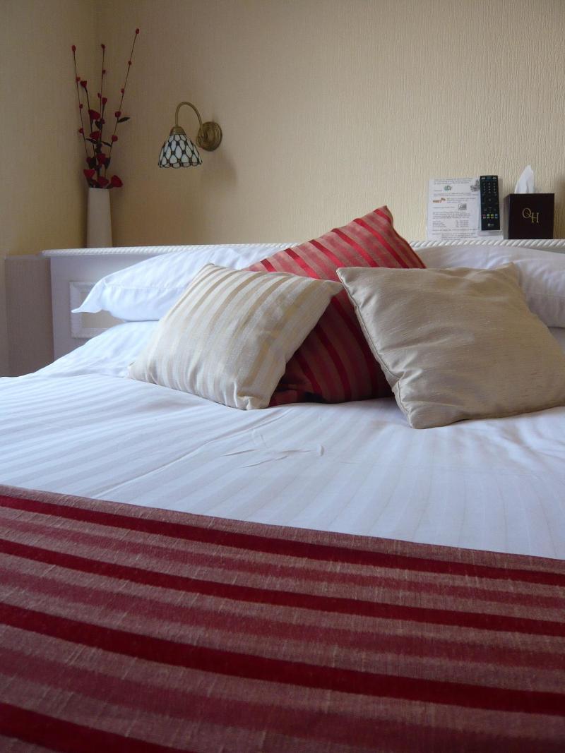Queenswood Hotel - Oda