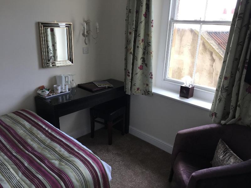 Queenswood Hotel - Oda