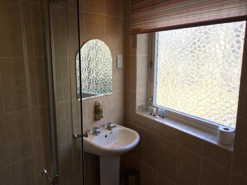 Queenswood Hotel - Oda