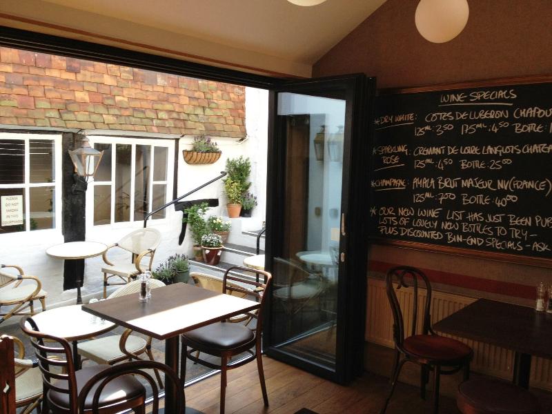 The Old Vine - Restoran