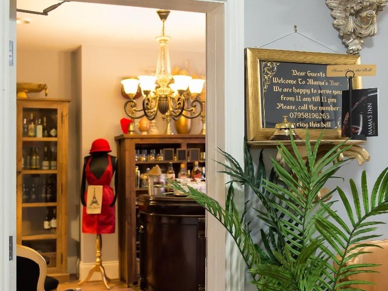 Mama's Inn Boutique Guest House - Bar