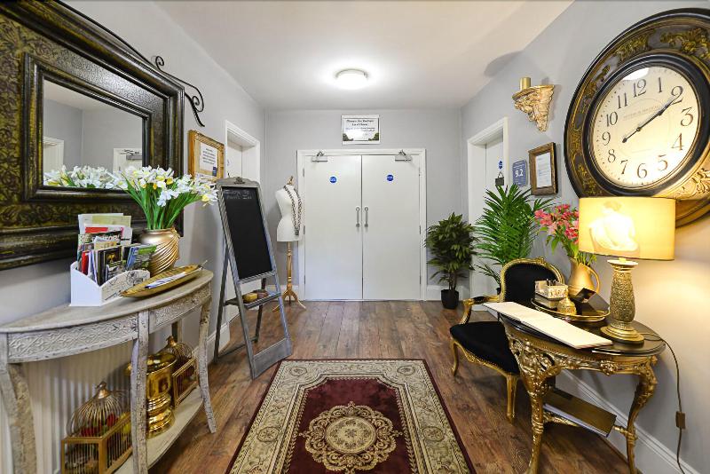 Mama's Inn Boutique Guest House - Lobi