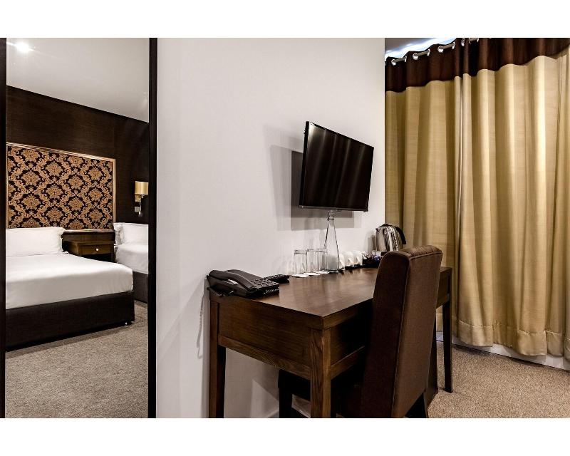 Grand Sapphire Hotel - Oda