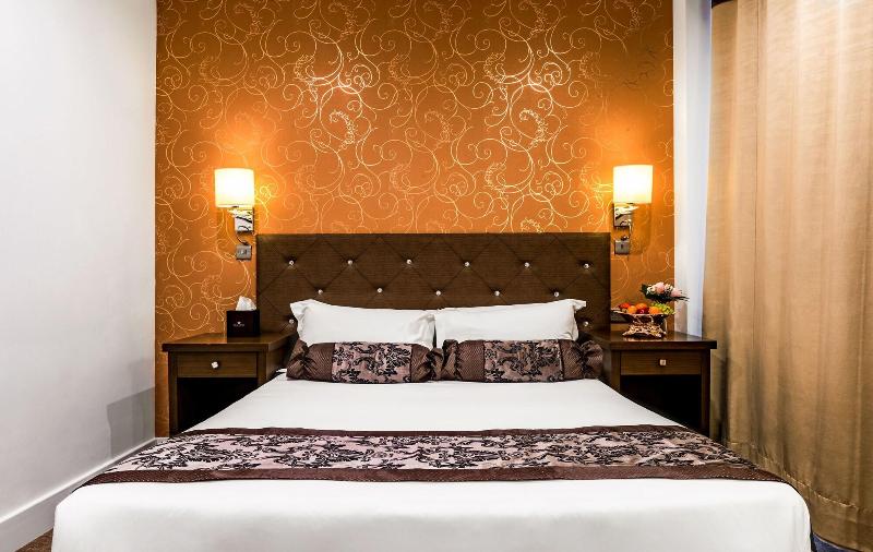 Grand Sapphire Hotel - Oda