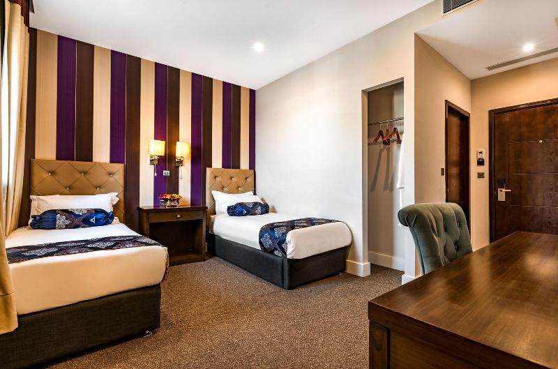 Grand Sapphire Hotel - Oda
