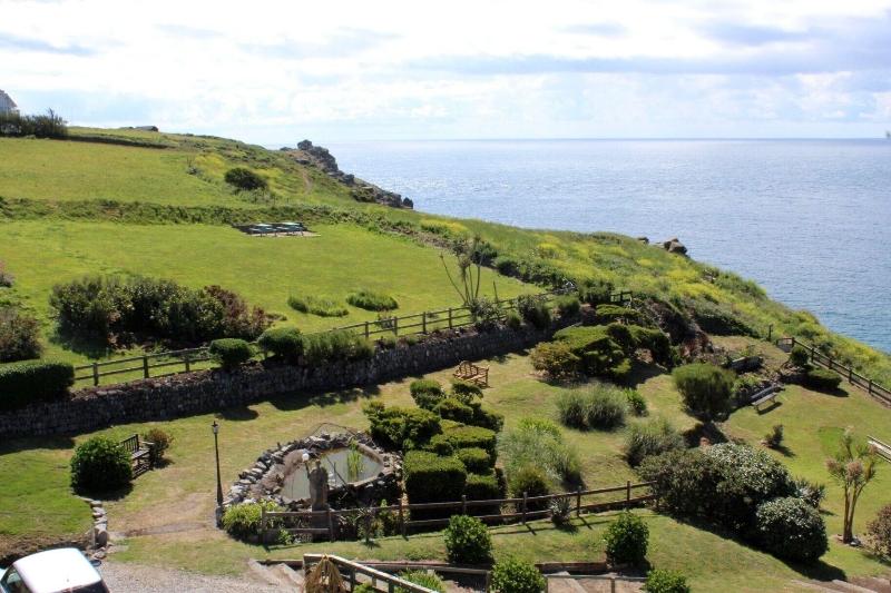 Housel Bay Hotel - Genel