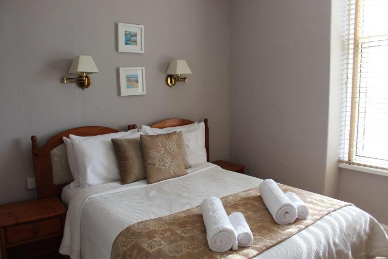 Housel Bay Hotel - Oda