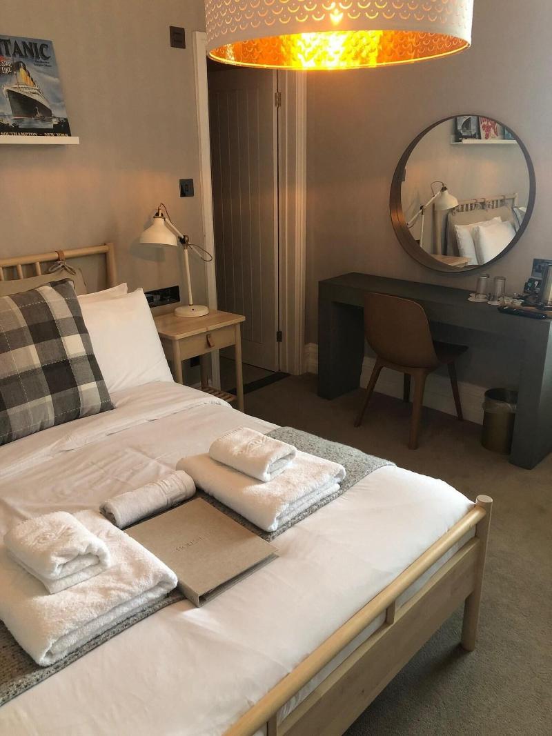 Housel Bay Hotel - Oda