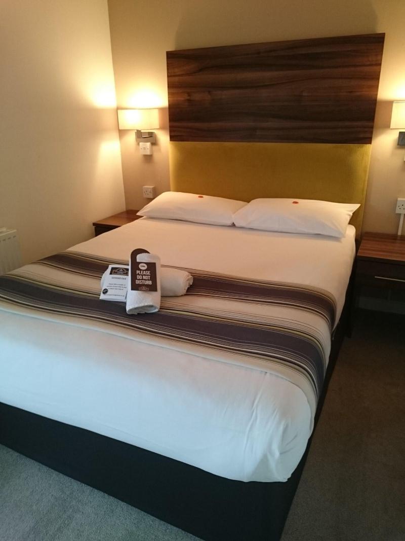 Livingston Lodge Hotel - Oda