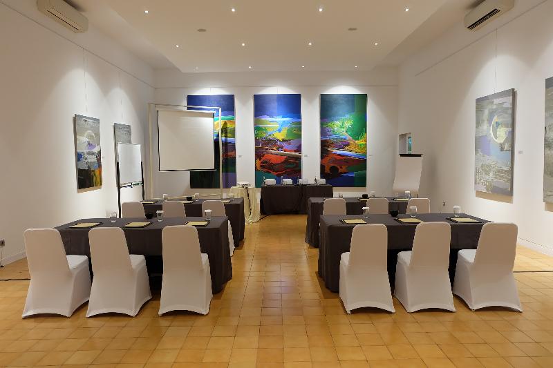 Griya Santrian A Beach Resort & Spa - Toplantı