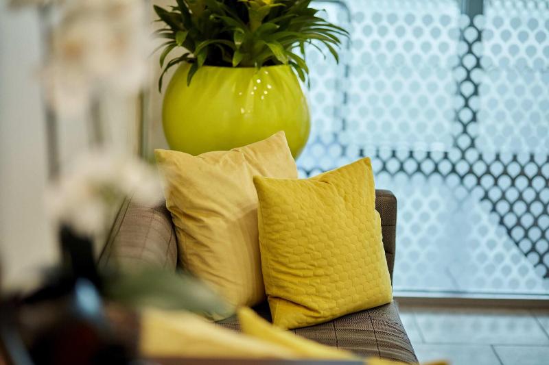 Ty Hotel - Lobi