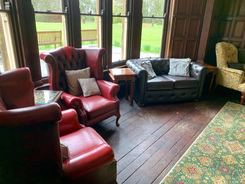 The Old Lodge - Lobi