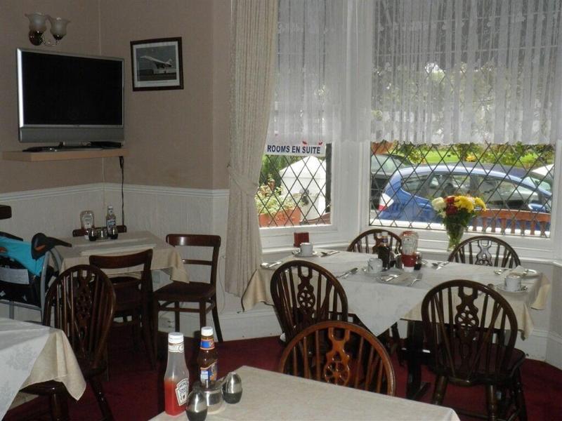 The Jacaranda Hotel - Restoran