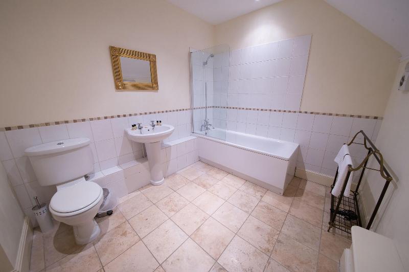Hewitt's House Hotel - Oda
