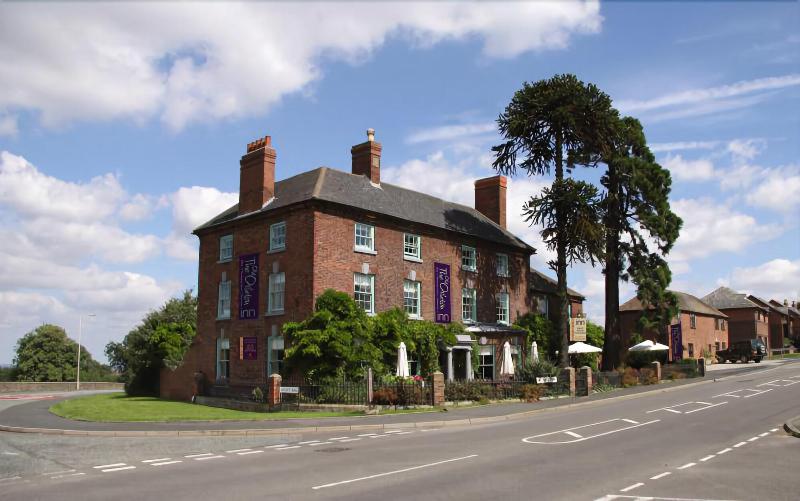 The Old Orleton Inn - Genel