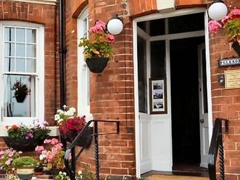 Glenora Guest House - Genel
