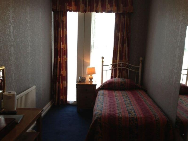 Furzedown Hotel - Oda