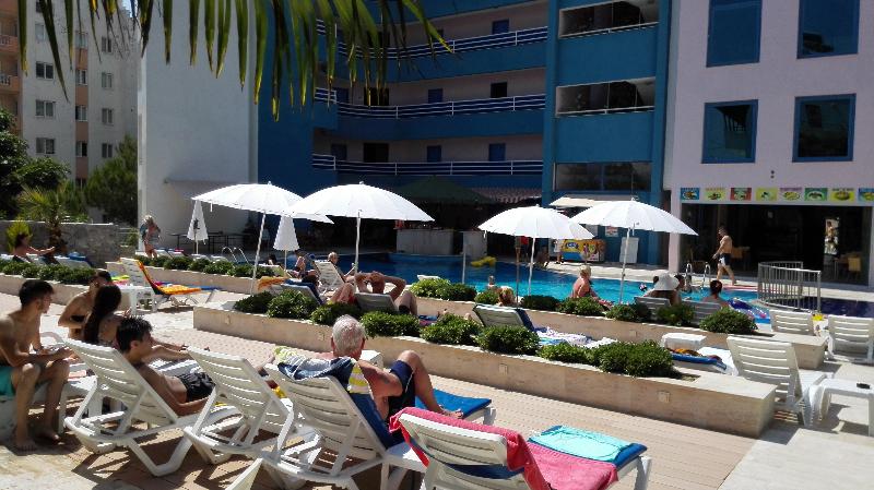 Happy Apart Hotel - Havuz