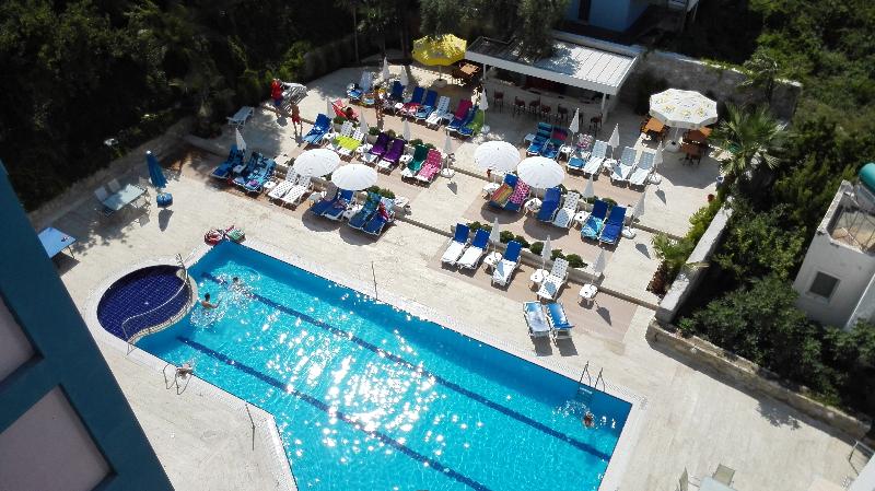 Happy Apart Hotel - Havuz