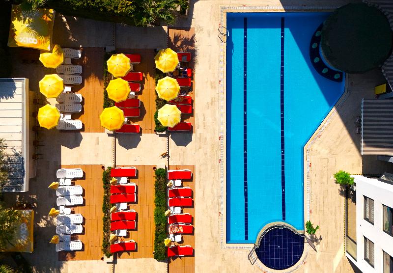 Happy Apart Hotel - Havuz