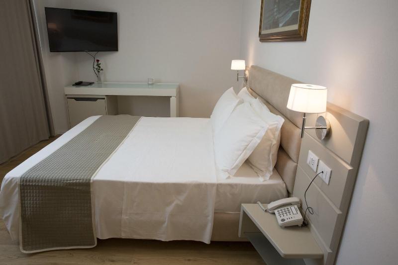 Boutique Hotel Enia - Oda