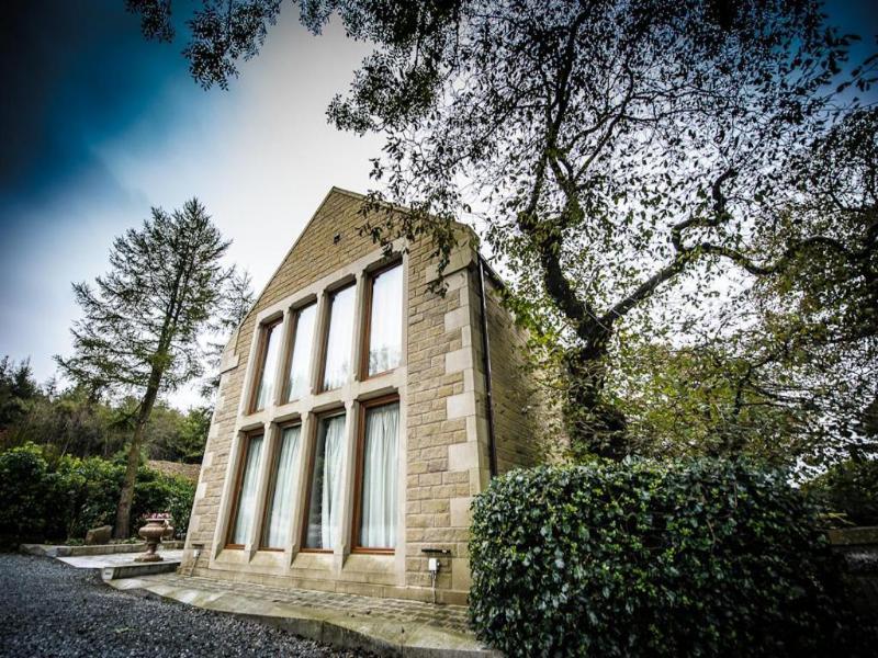 The Saddleworth Hotel - Genel