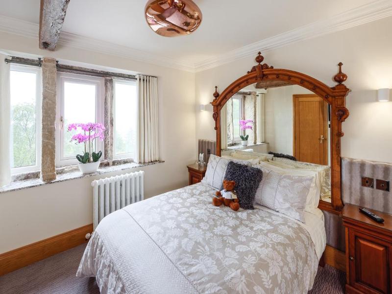 The Saddleworth Hotel - Genel