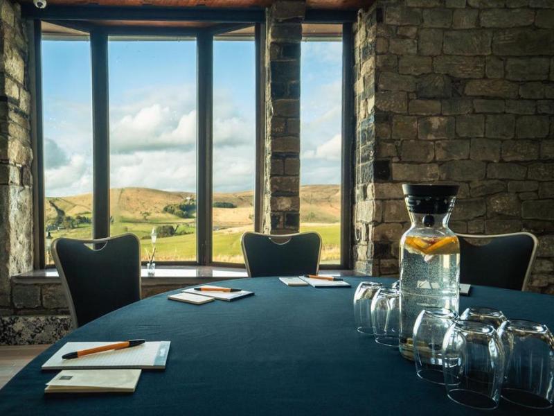 The Saddleworth Hotel - Genel