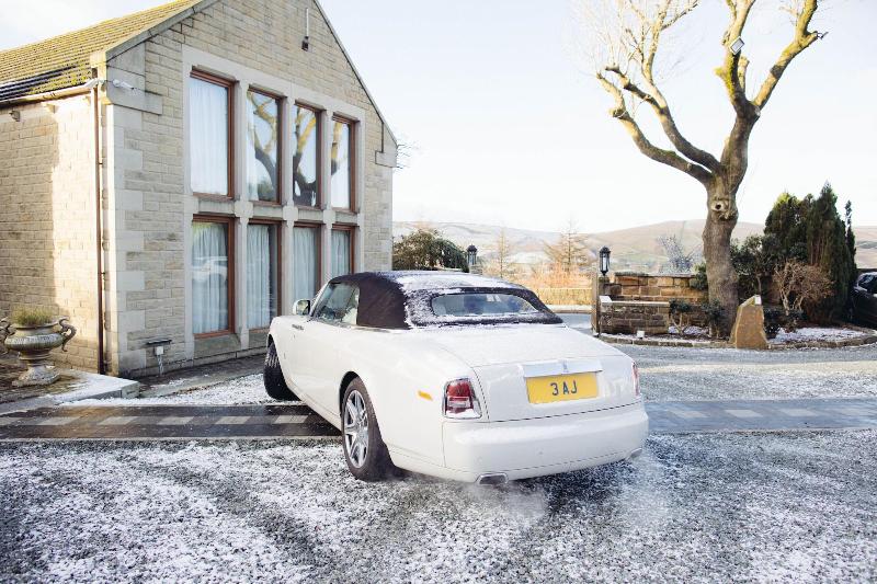 The Saddleworth Hotel - Genel