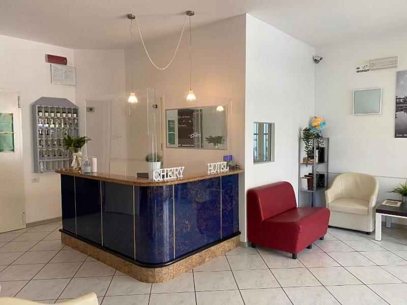 Hotel Chery - Lobi