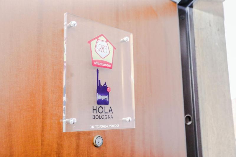 Holabologna - Lobi