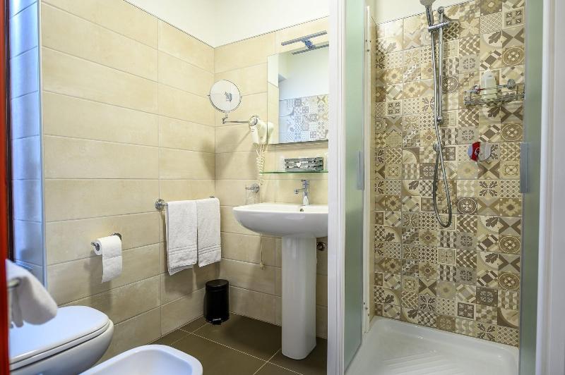 Hotel Perpoin - Lobi
