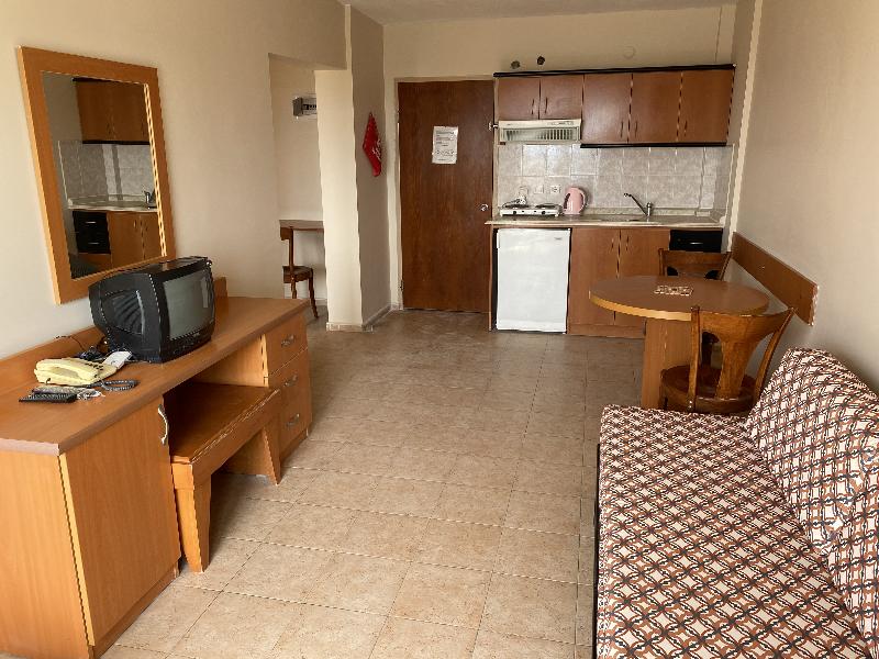Tuntas Family Suites Kusadasi - Oda