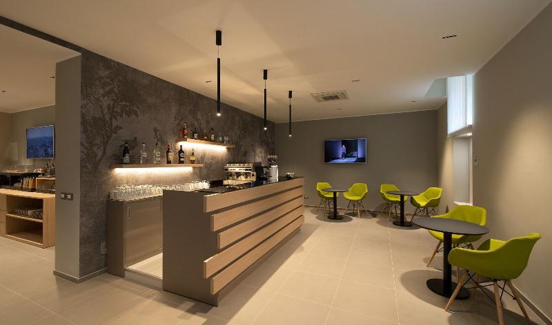 Hotel H21 - Genel