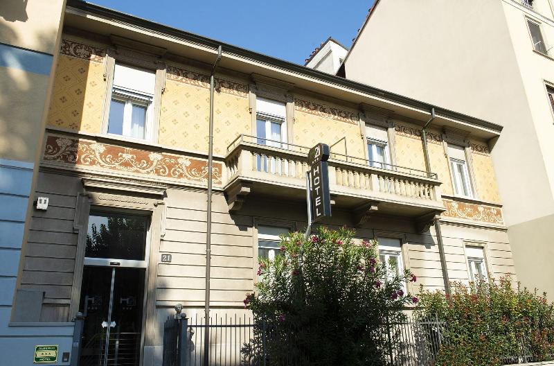 Hotel H21 - Genel