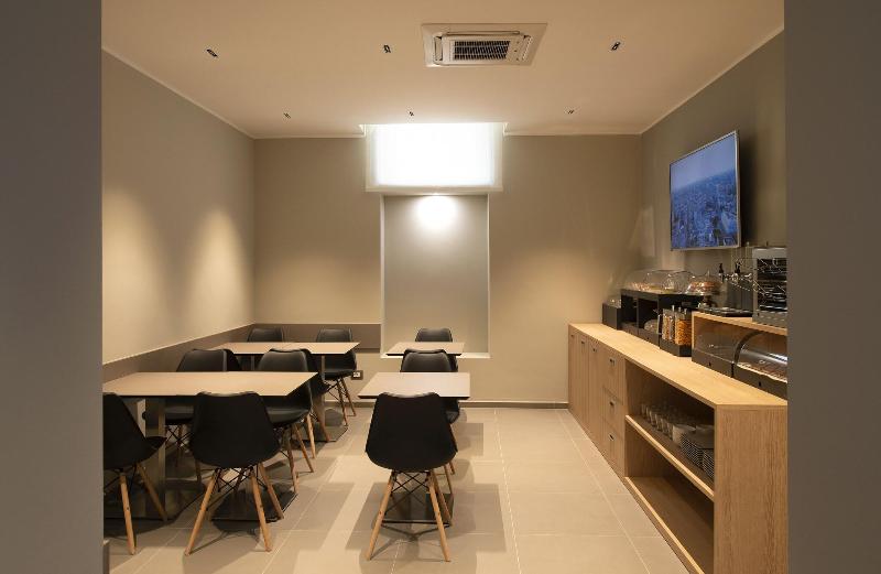 Hotel H21 - Restoran