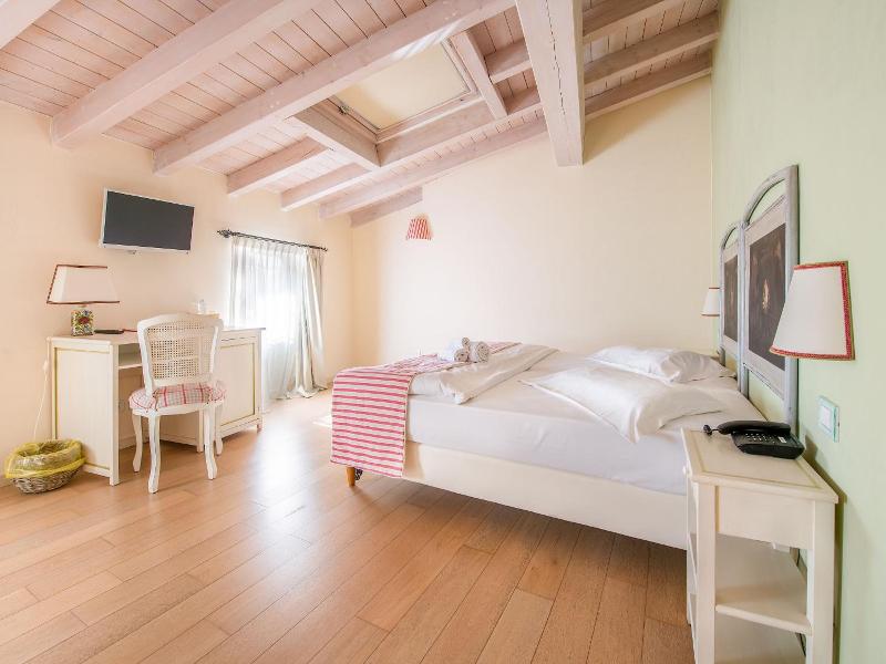 Hotel Villa Moron - Genel