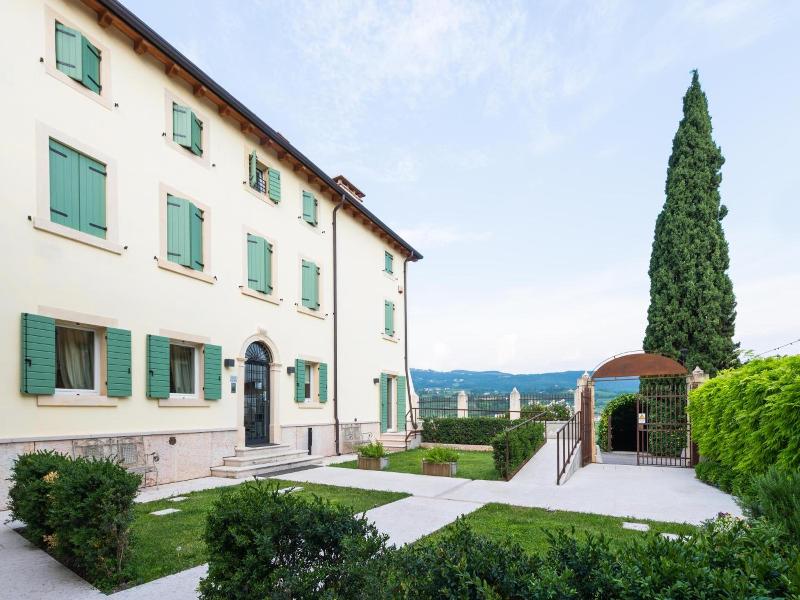 Hotel Villa Moron - Genel