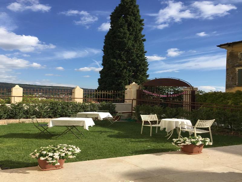 Hotel Villa Moron - Genel